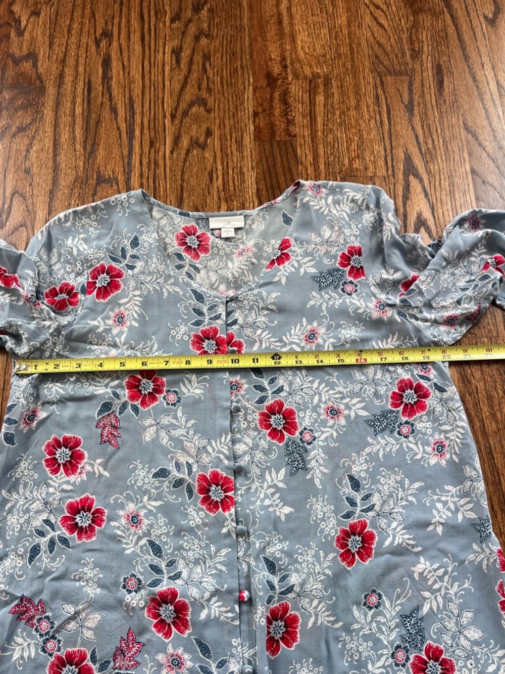 J. Jill Women’s Light Blue Floral Button-Down Blouse Size M - Picture 6 of 8